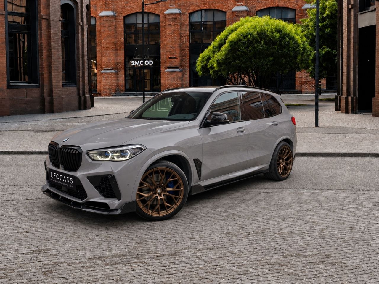 BMW X5 40i (BodyKit X5M Competition)